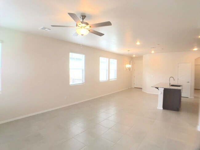 Building Photo - New! Brilliant 3 bedroom Rio Rancho Home. ...