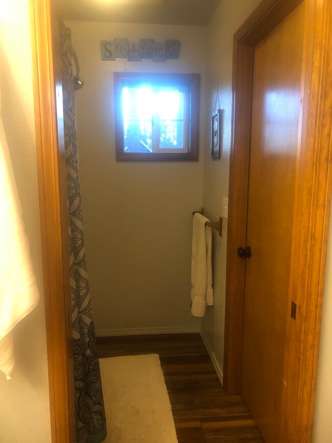 Building Photo - 952 NW 23rd Ave