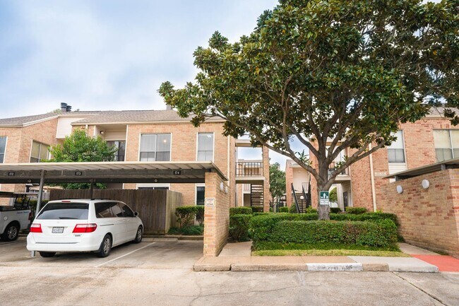 Building Photo - 3742 Thistlemont Dr