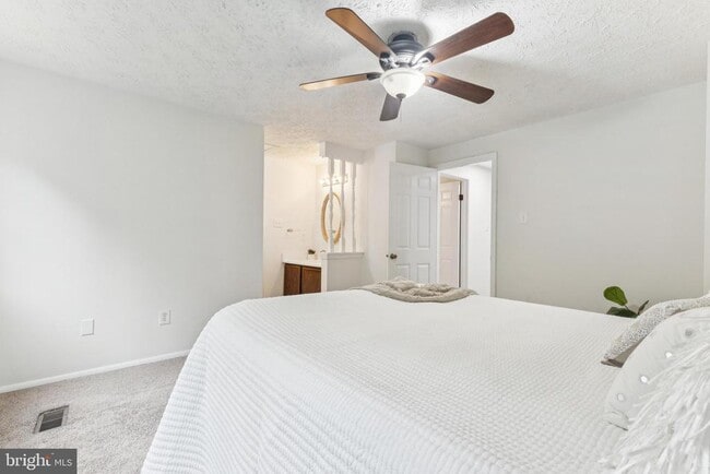 Building Photo - 5555 Caithness Ct