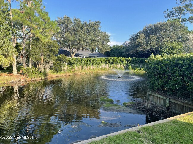 Building Photo - 65 Waterbridge Pl