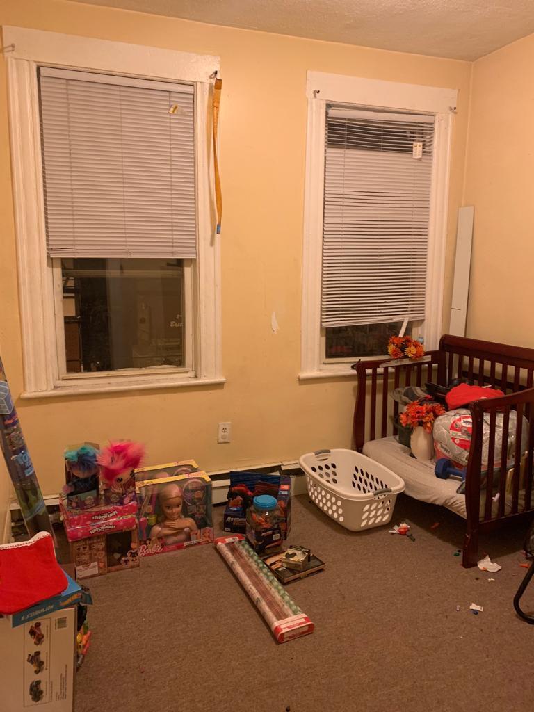 Building Photo - 152 8th St Apt 1