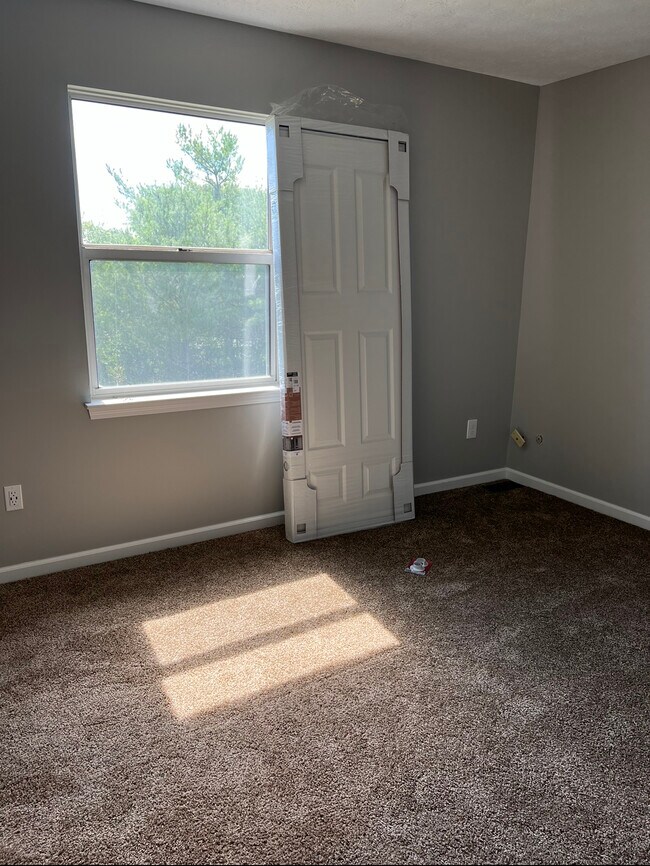 Building Photo - 4920 Drayton Rd