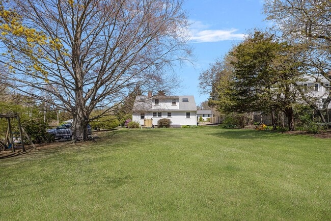 Building Photo - 153 Hamilton Ave