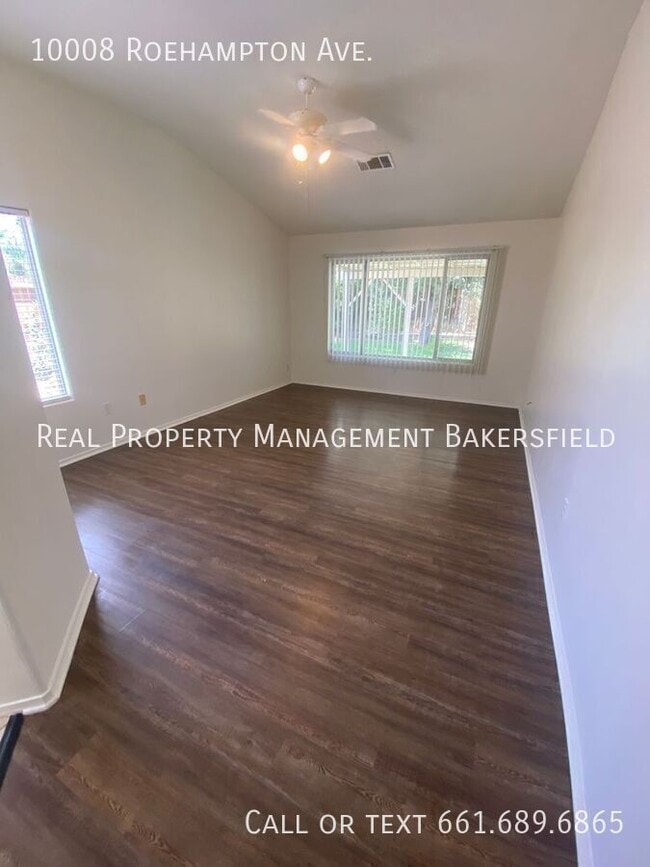 Building Photo - 10008 Roehampton Ave