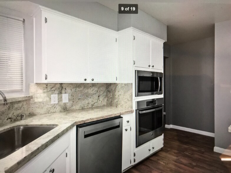 Building Photo - 1330 N Winery Ave