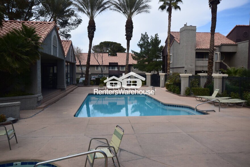 Building Photo - 5006 S Rainbow Blvd