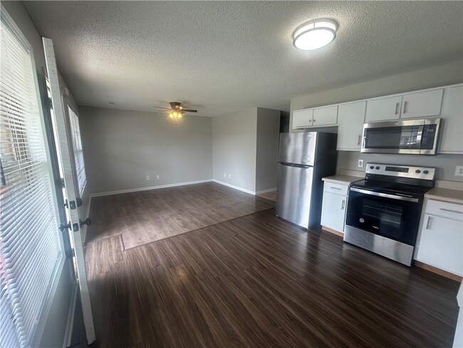 Building Photo - 113 Premiere Ct