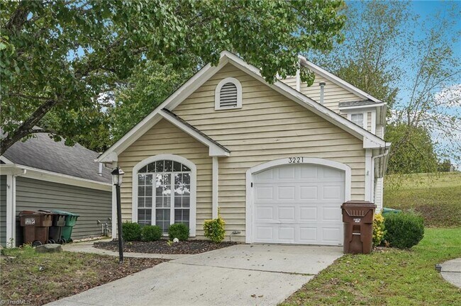 Building Photo - 3221 Pipers Way