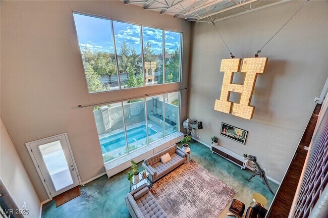 Building Photo - 5096 Thunder River Cir