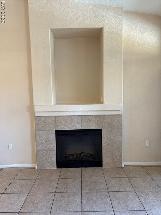 Building Photo - 3395 Cactus Shadow St