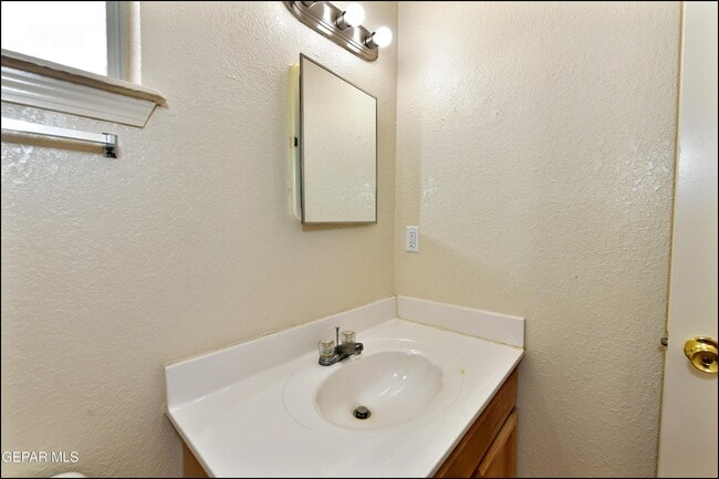 Building Photo - 2317 Joshua Louis Dr