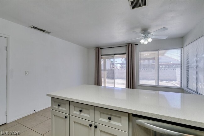 Building Photo - 5847 Alcott Ave