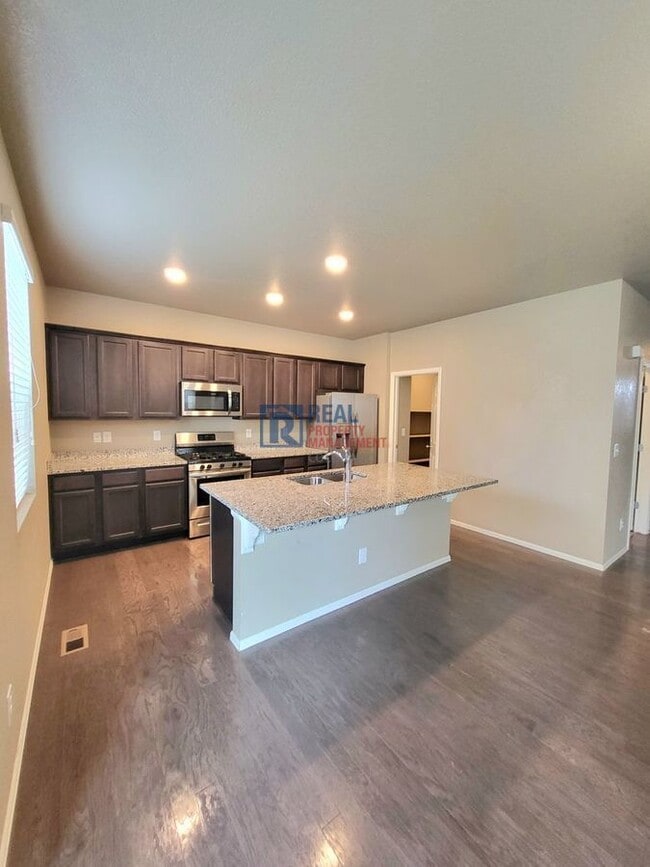 Building Photo - 6075 Sun Mesa Cir