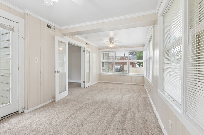 Building Photo - Water Views, Hampton, 3 bed 2.5 bath Ready Now!