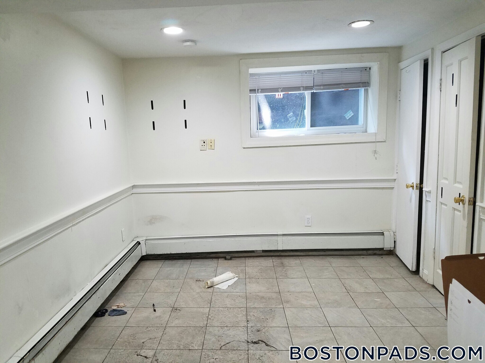 Building Photo - 10 Wait St