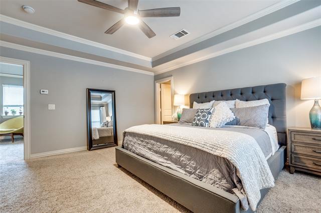 Building Photo - 1914 Euclid Ave