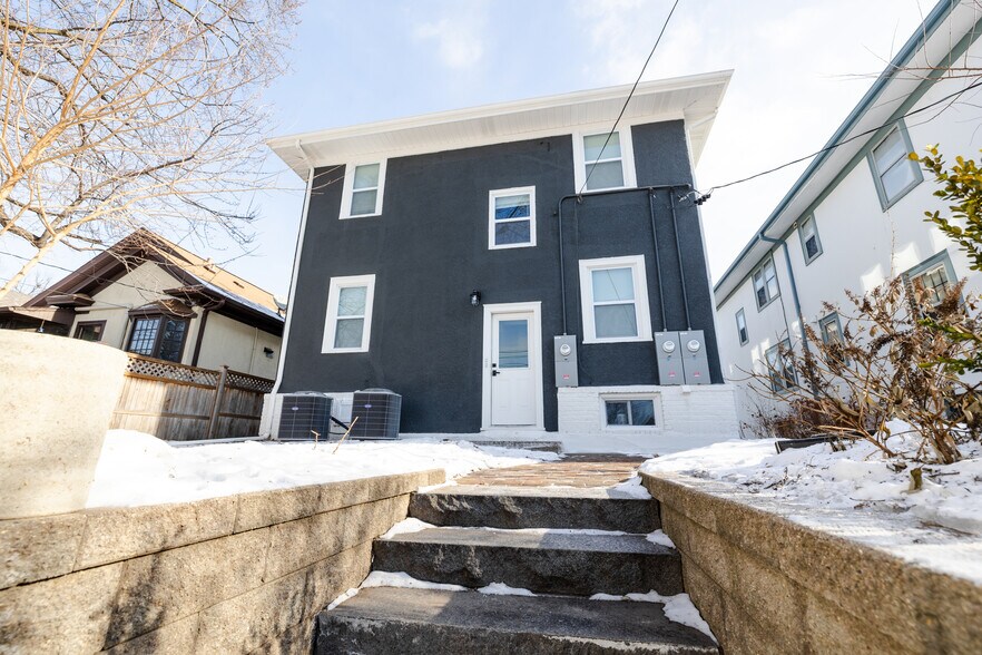 Building Photo - 4540 Garfield Ave