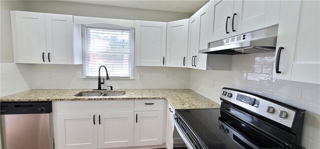 Building Photo - 2846 Webb Bridge Rd