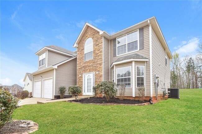 Building Photo - 215 Capeton Ct