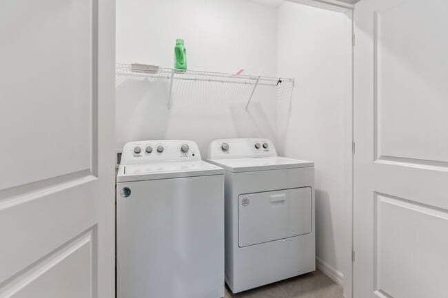 Building Photo - 6356 Sophie Oaks Ct