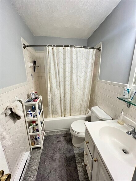 *Pictures are representative samples of the advertised unit. In some cases, the actual units you to - 296 Columbus Ave