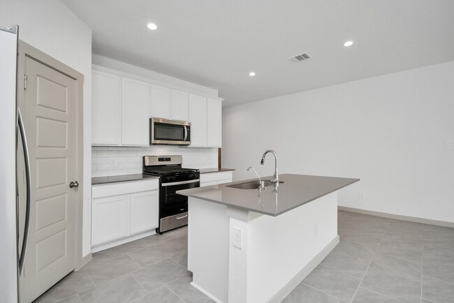 Building Photo - 7731 Suffolk Vly Ln