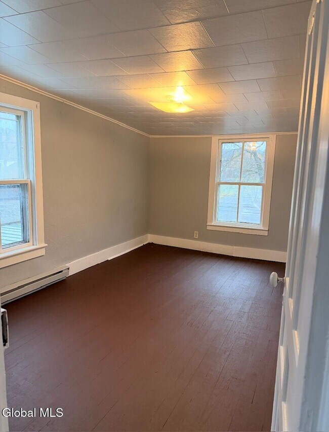 Building Photo - 140 Wells Ave