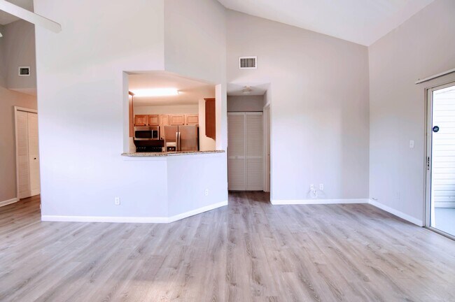 Building Photo - 3401 NW 44th St