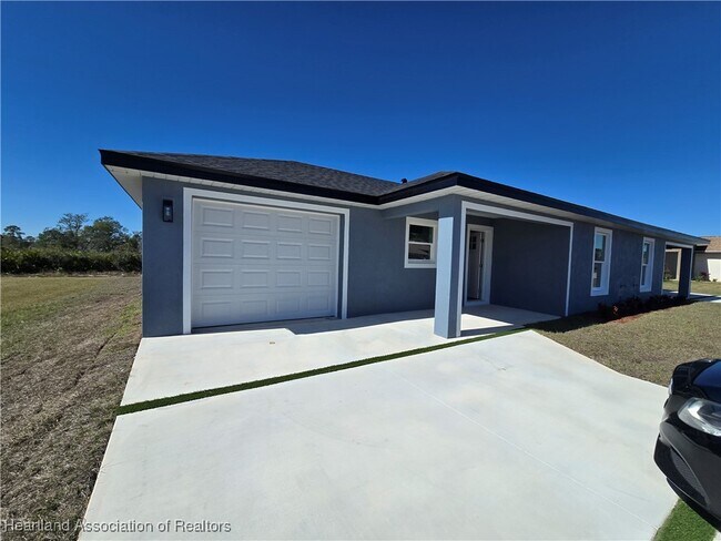 Building Photo - 6818 San Benito Dr