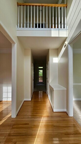 Building Photo - 7 Woodsage Ln