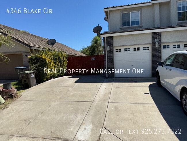 Building Photo - 4346 Blake Cir
