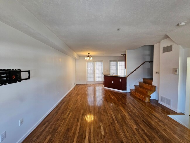 Building Photo - Amazing 2 bedroom apartment in Lawrenceville for rent!