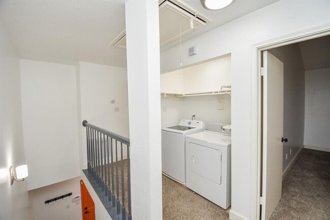 Building Photo - 138 Willowwood Cir