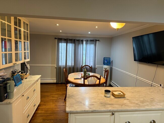 Building Photo - 39 Tina Cir