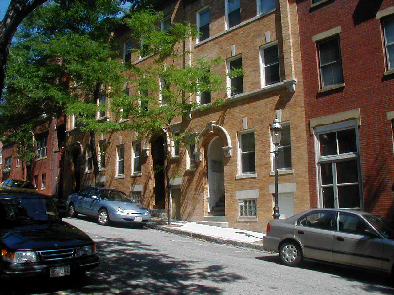 Building Photo - 69 Baldwin St