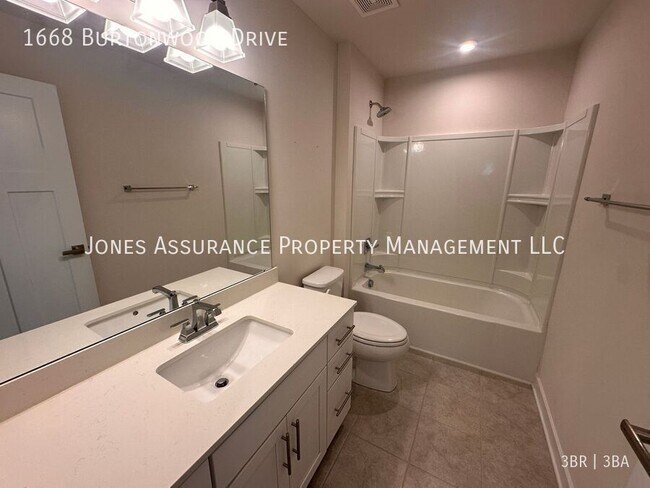 Building Photo - 1668 Burtonwood Dr