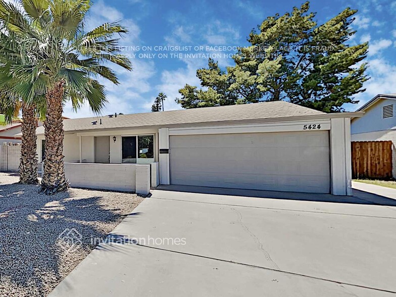 Primary Photo - 5424 S El Camino Dr