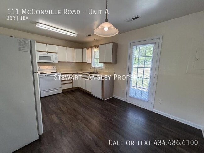 Building Photo - 111 McConville Rd