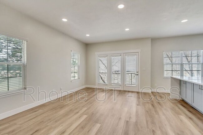 Building Photo - 105 Chandlerpoint Way