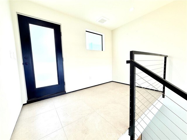 Building Photo - 6430 Drexel Ave
