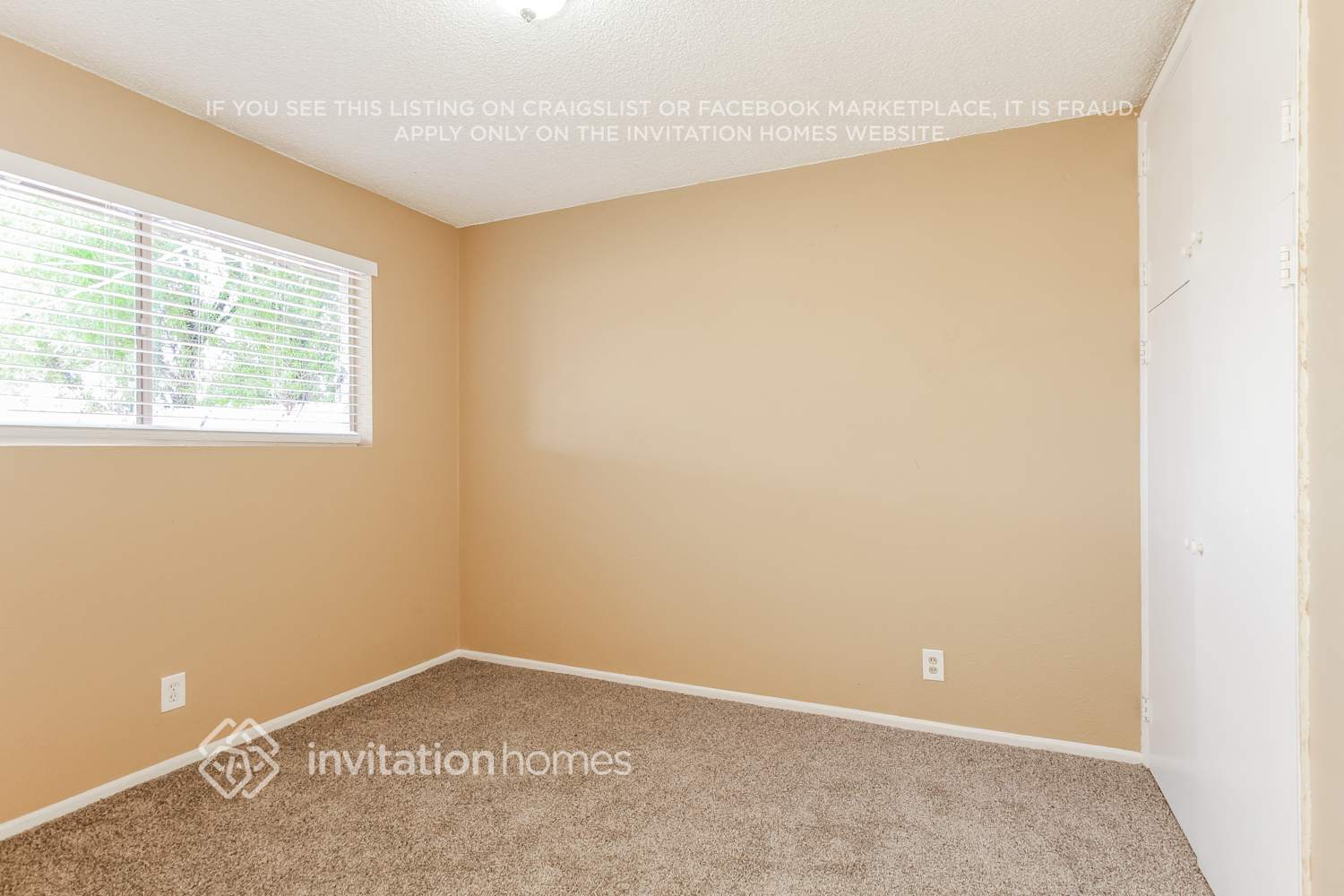 Building Photo - 3910 W Loma Ln