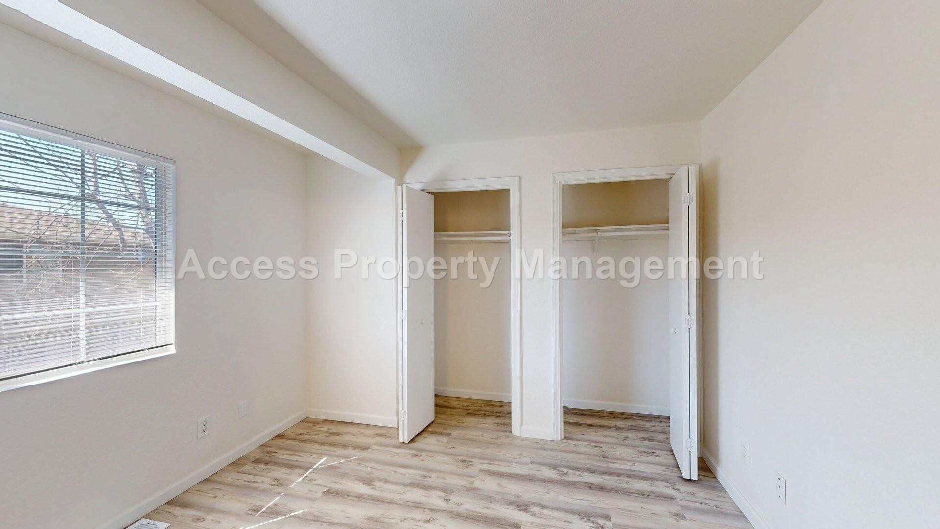 Building Photo - 1050 N Denair Ave