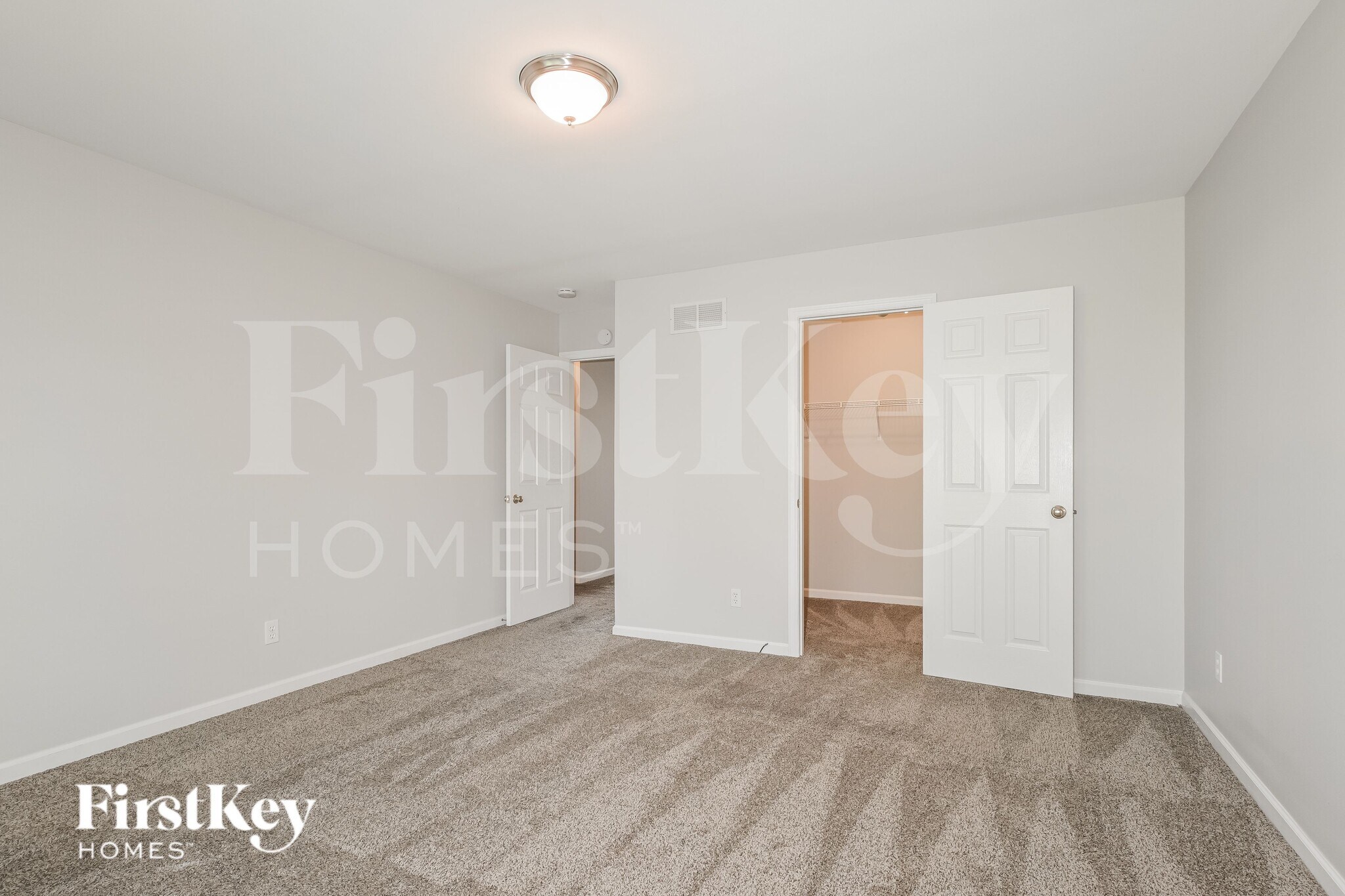 Building Photo - 3891 Cambridge Crossing Dr