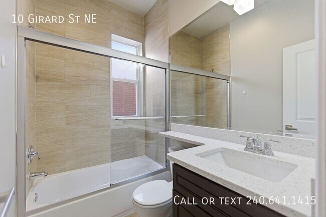 Building Photo - 10 Girard St NE