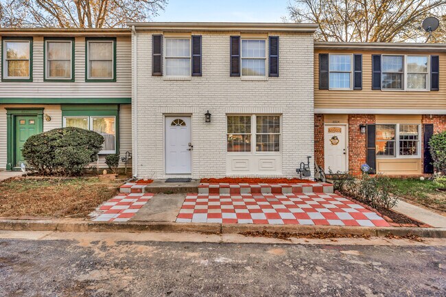Primary Photo - 8802 Long Beach Cir