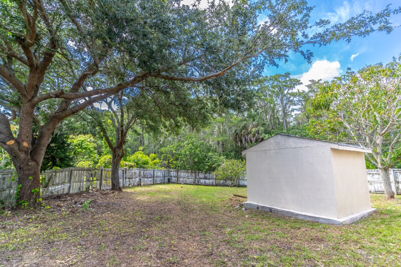 Building Photo - 2306 Lily Pad Ln