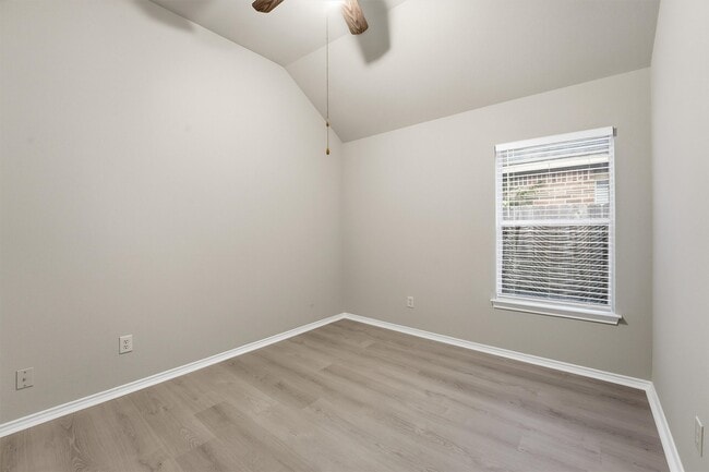 Building Photo - 20931 Hamlet Ridge Ln