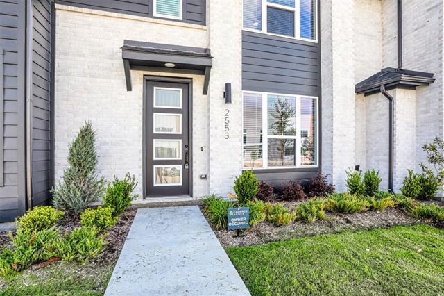 Building Photo - 2553 Huxley Mews