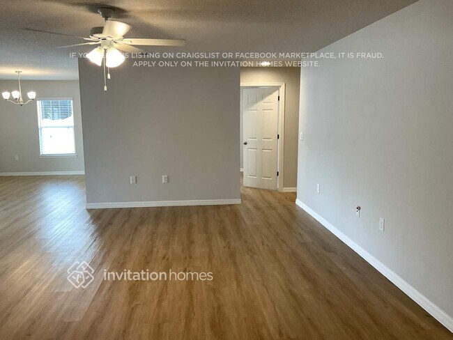 Building Photo - 2039 Harbell Ave SW